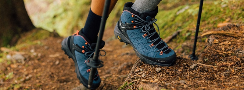 Что обуть для многодневного похода в летних Карпатах: ботинки или сандалии